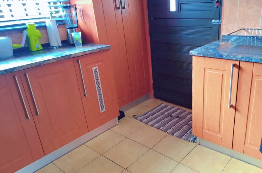 2 Bedroom Property for Sale in Mdantsane Eastern Cape